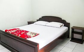 Hotel Garuda Syariah Near Alun Alun Banjarnegara